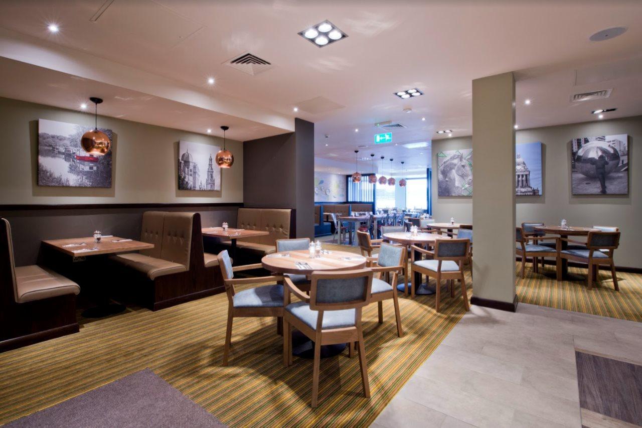 Premier Inn Leeds City Centre Eksteriør billede
